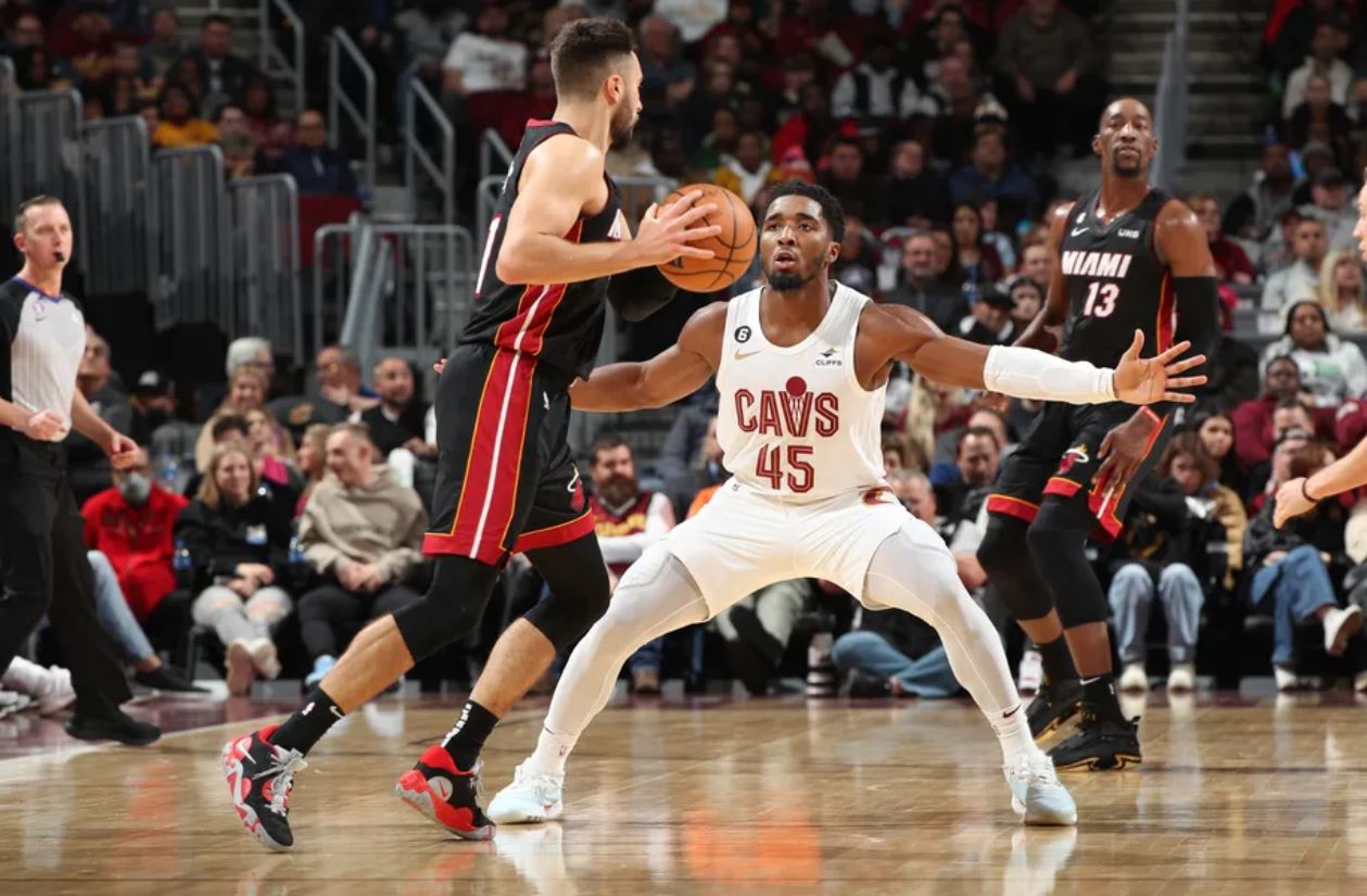 严格的赛事 严格的赛事